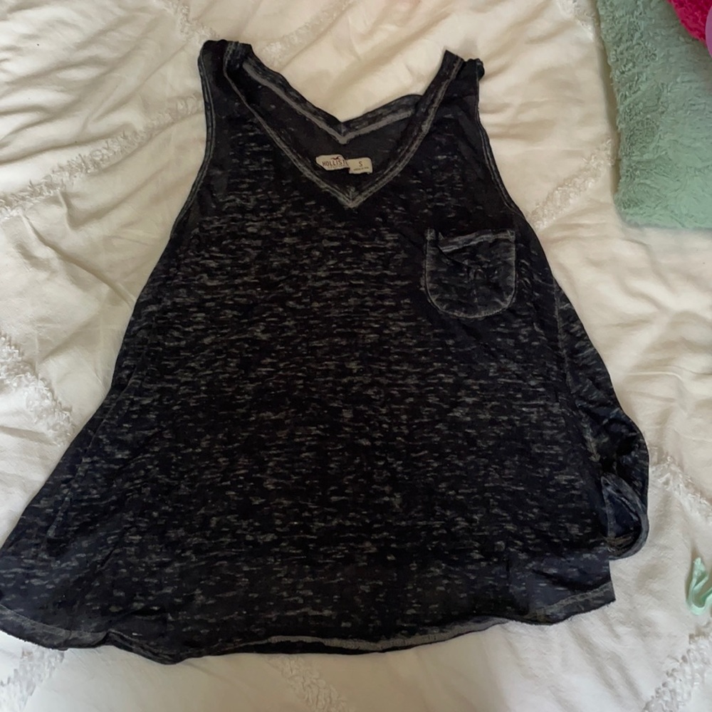 Hollister Vneck Tank